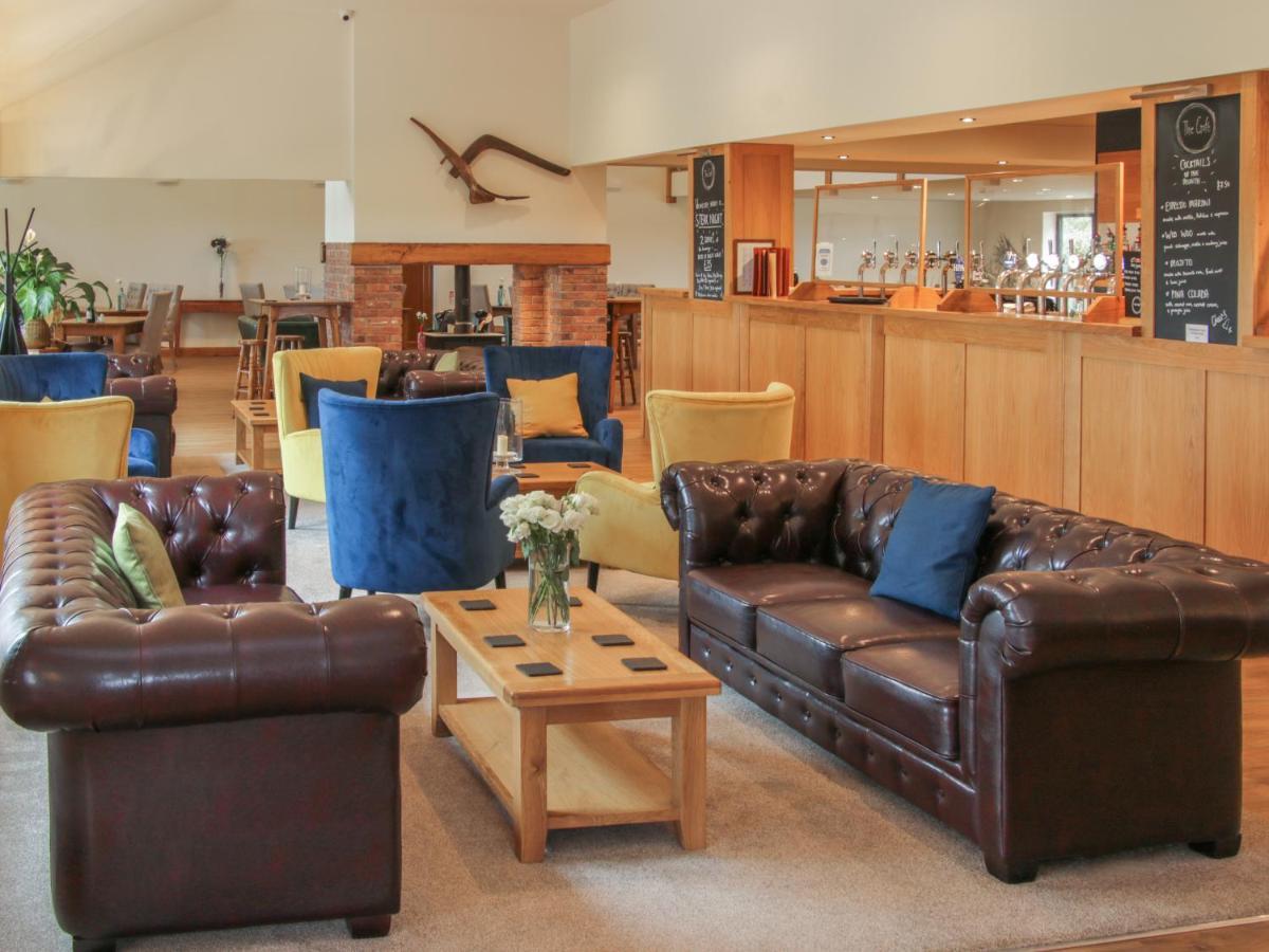Oak Lodge Hadnall Eksteriør billede