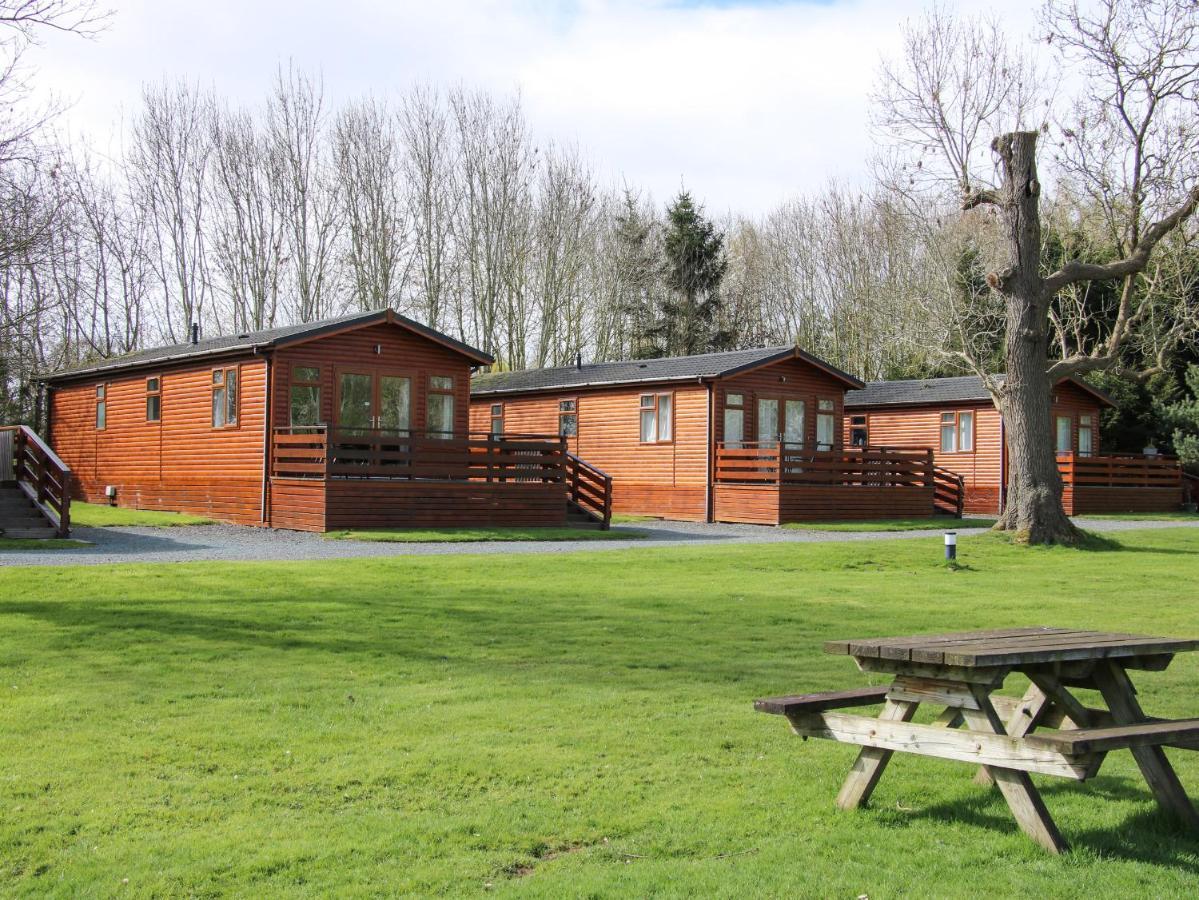 Oak Lodge Hadnall Eksteriør billede